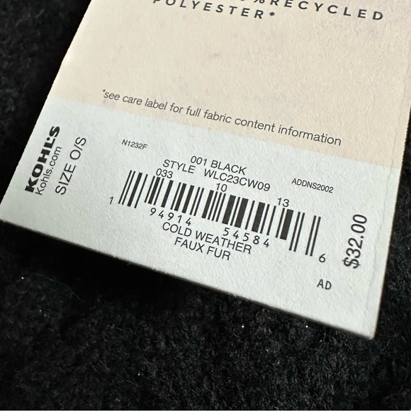 Womens LC Lauren Conrad Black Winter Hat with Pom - Picture 10 of 10